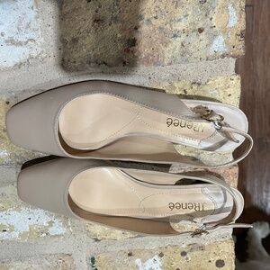 New J Renee Pumps Size 10